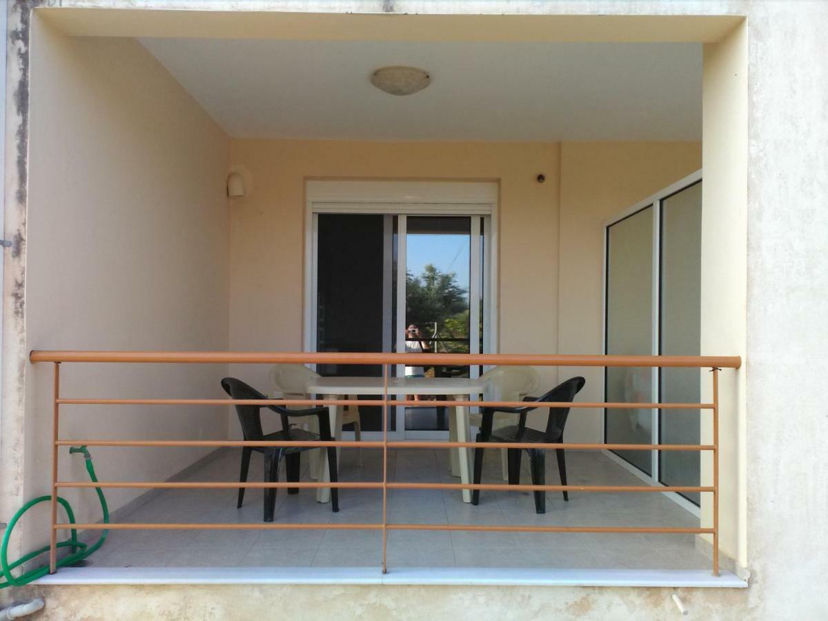 Chora Nestor Apartment Exterior foto
